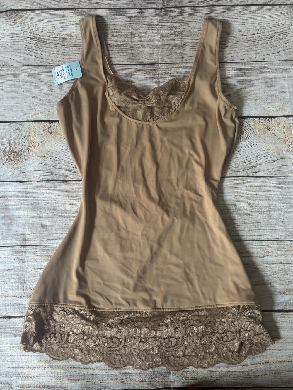 Love your Assets by Sara Blakey Slimming Shapewear Camisole, Nude/Tan Large NWT